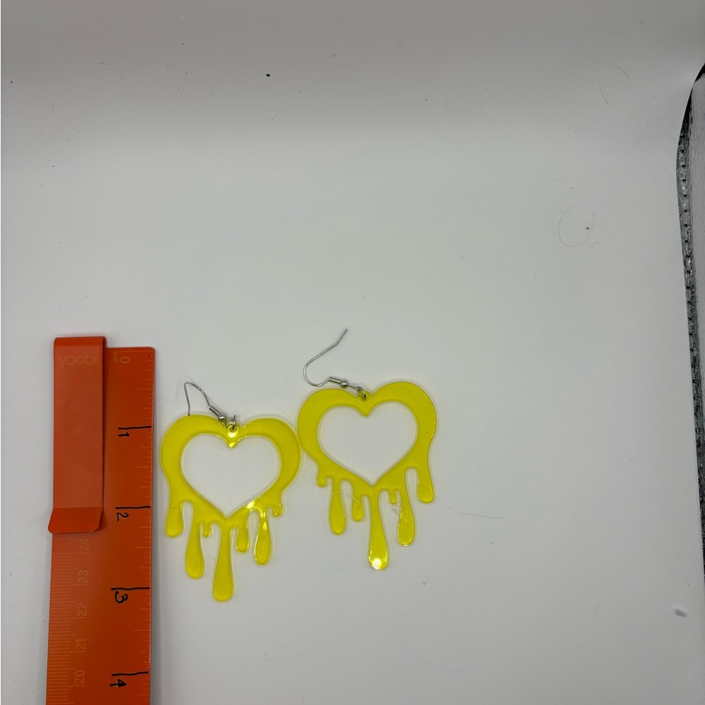 68- Yellow Drip Heart Earrings